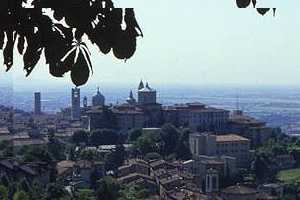 Xtrallusion offers characteristic Bed and Breakfast, B&B, Guest House, Hotel, Albergo and Country Lodge accommodation in Italy. Plus independent self-guided Walking, Adventure, Activity, Skiing and Paragliding Holiday itineraries on the Italian Rivieras, in the Italian Lakes, in the Italian Alps and in some of the most beautiful corners of Italy.